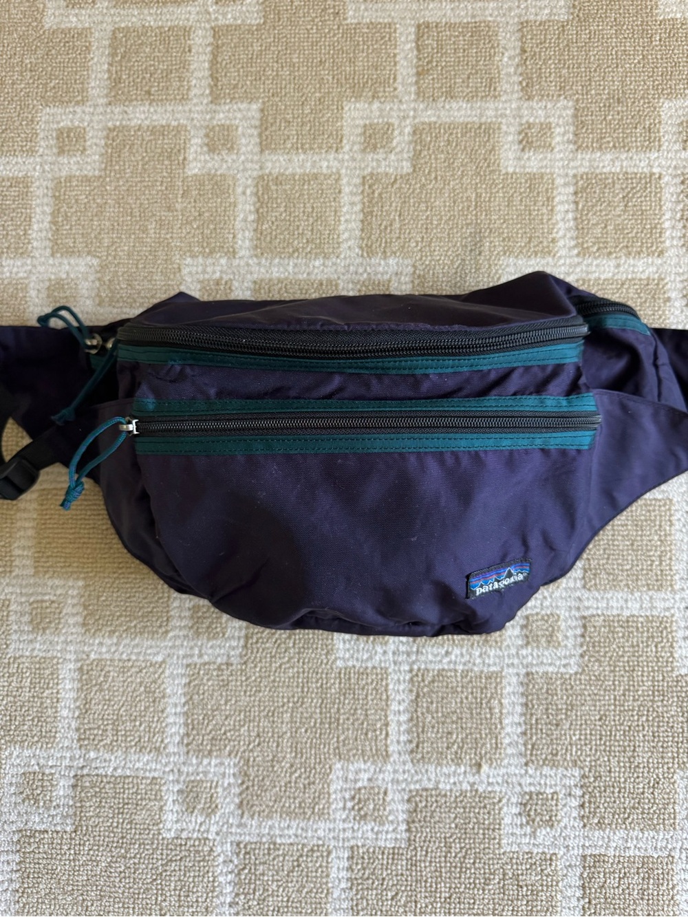 Patagonia Vintage 90s Hip Pack Waist Bag Purple Teal Large Fanny Pack USA Made - Picture 17 of 17